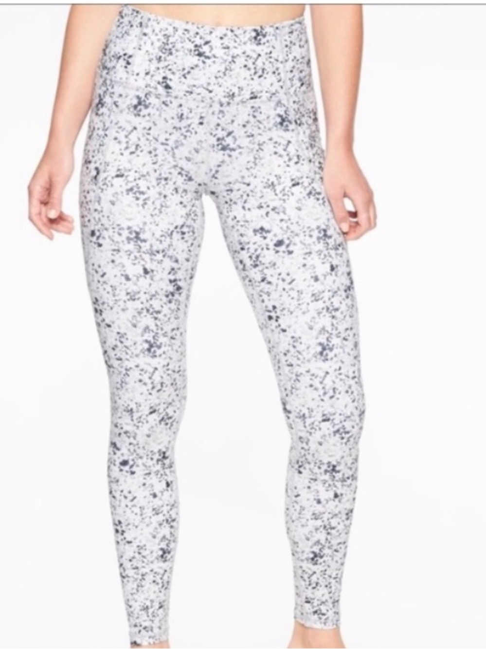 Athleta Salutation stash pocket 7/8 leggings White Speckled sandstone S